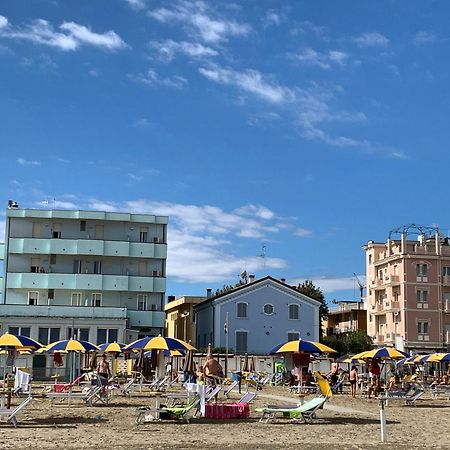 Hotel Acquamarina Viserba Rimini Ngoại thất bức ảnh